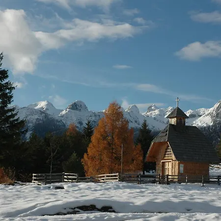 Semesterbostad Fairytale - Peaceful Getaway Near Bled Zgornje Gorje