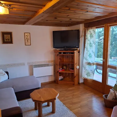 بيت للعطل Fairytale - Peaceful Getaway Near Bled زغورنجي
